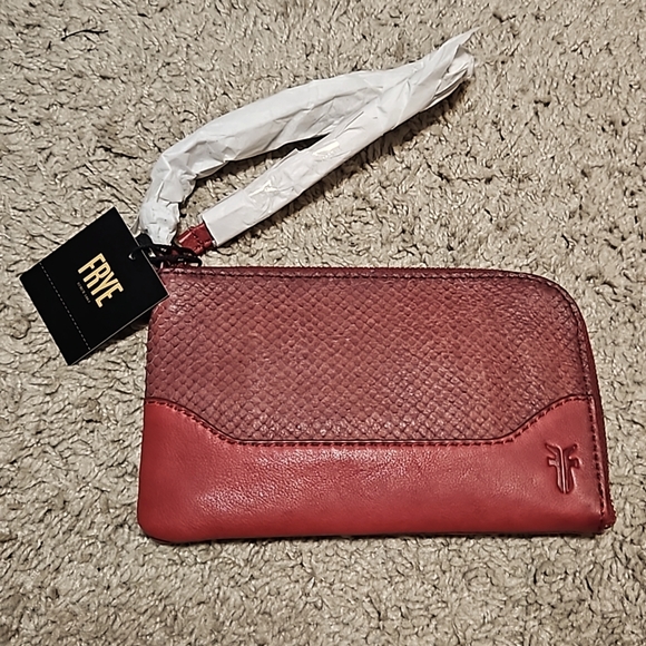 NWT Frye Leather Wristlet - Picture 2 of 10